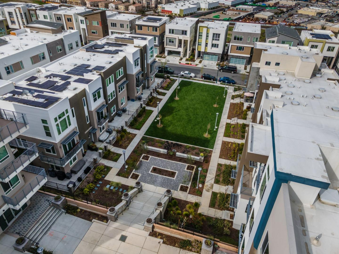 263 Llano De Los Robles AVE 4