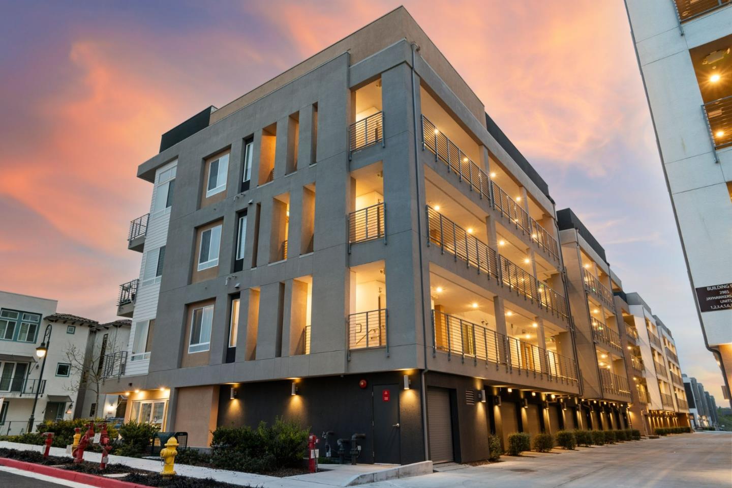 263 Llano De Los Robles AVE 4