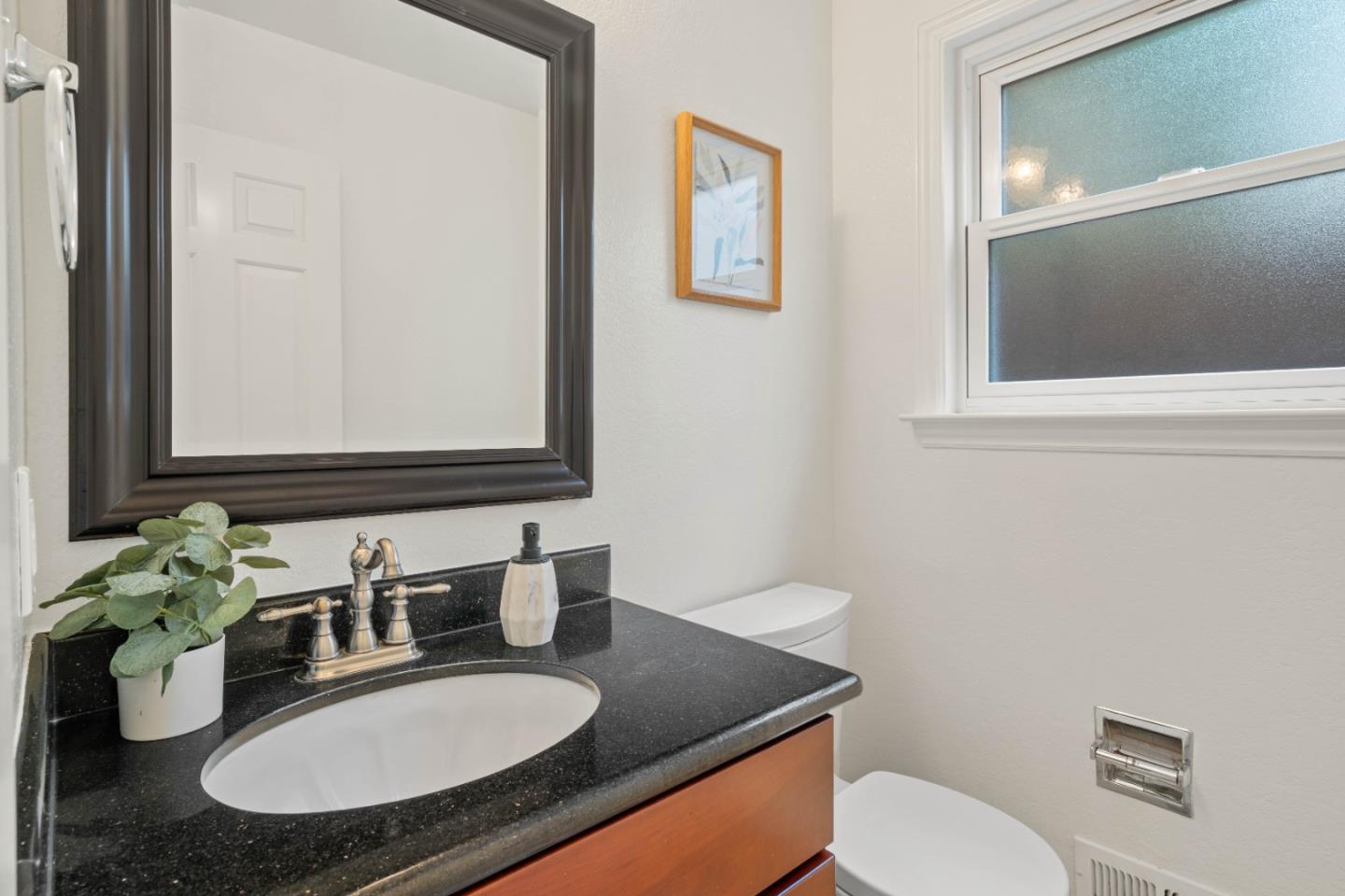 6561 Leyland Park DR