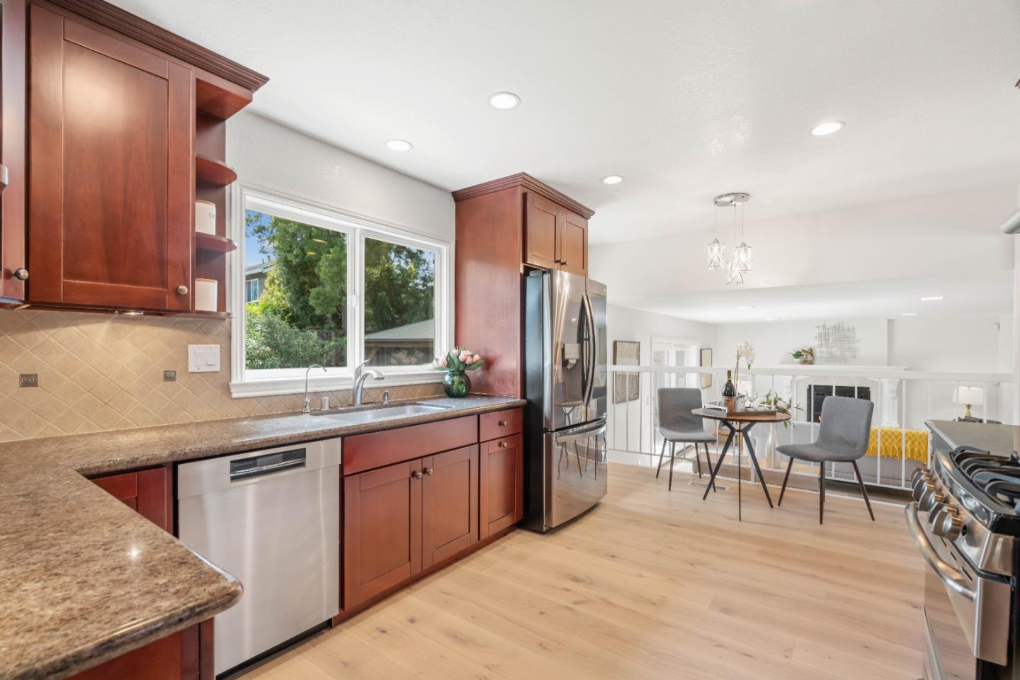 6561 Leyland Park DR