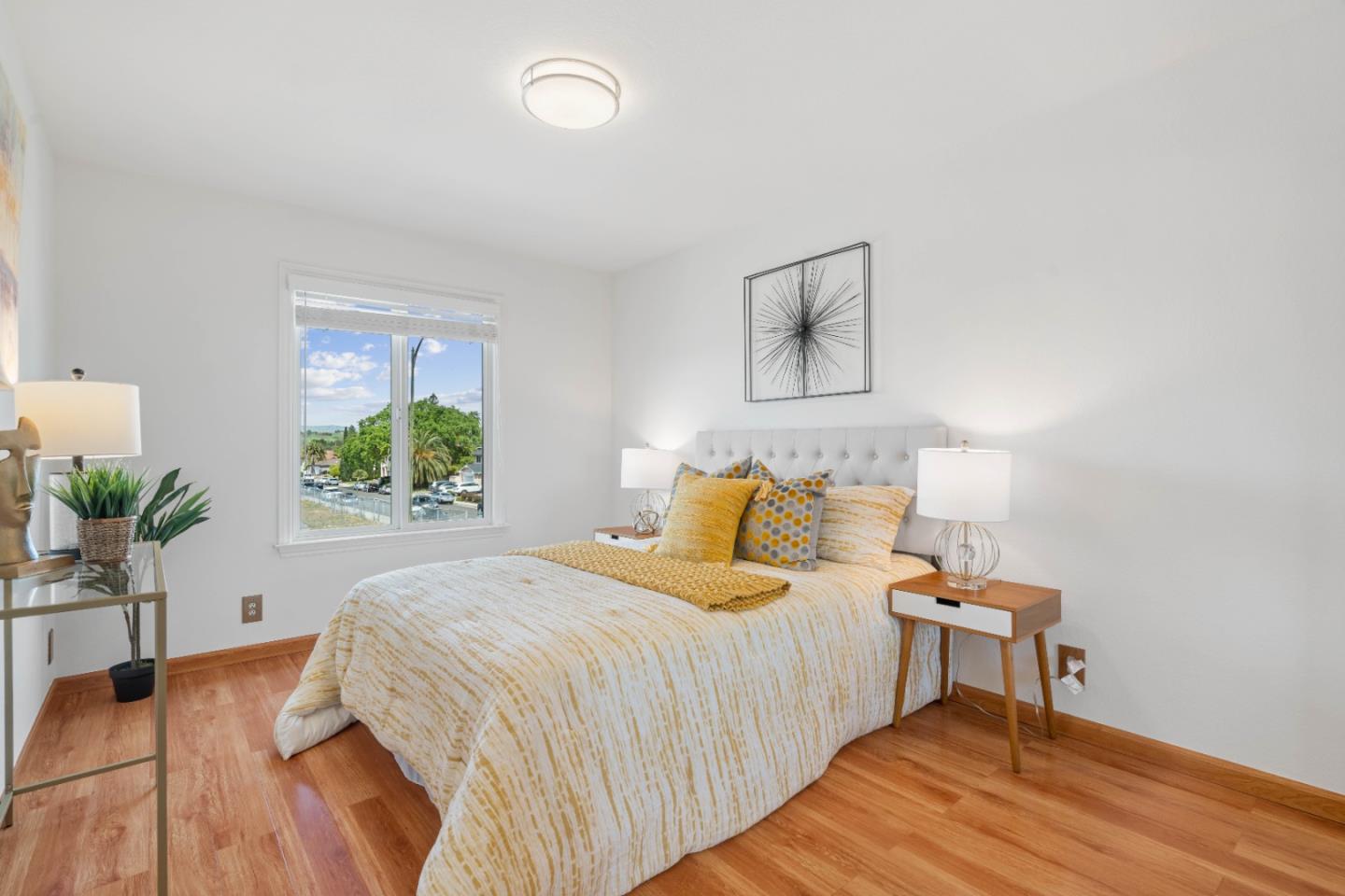 6561 Leyland Park DR