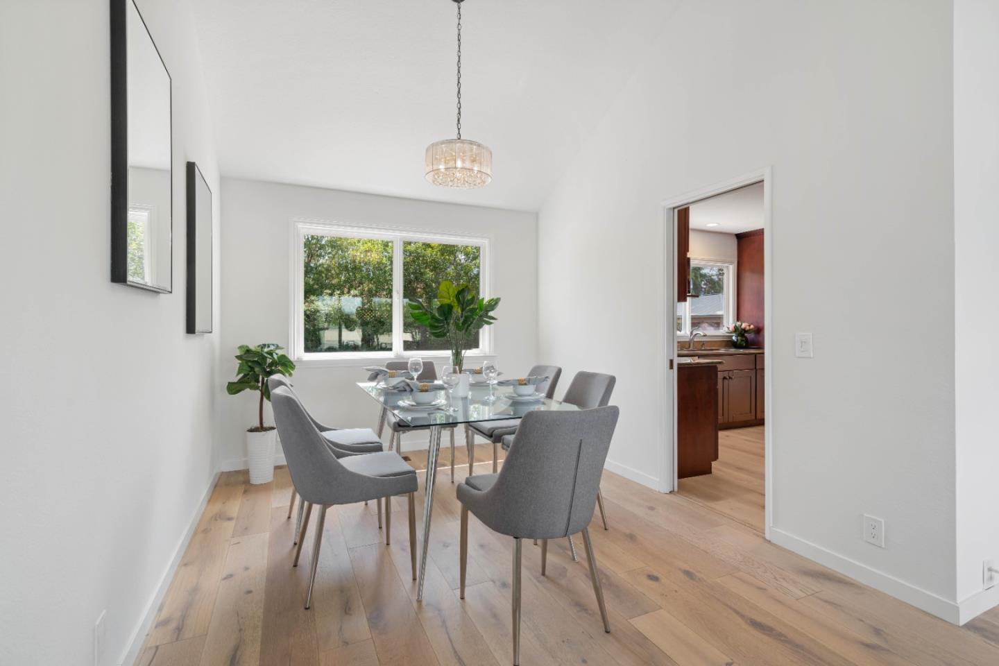 6561 Leyland Park DR