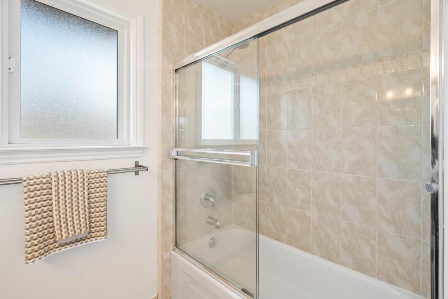 6561 Leyland Park DR