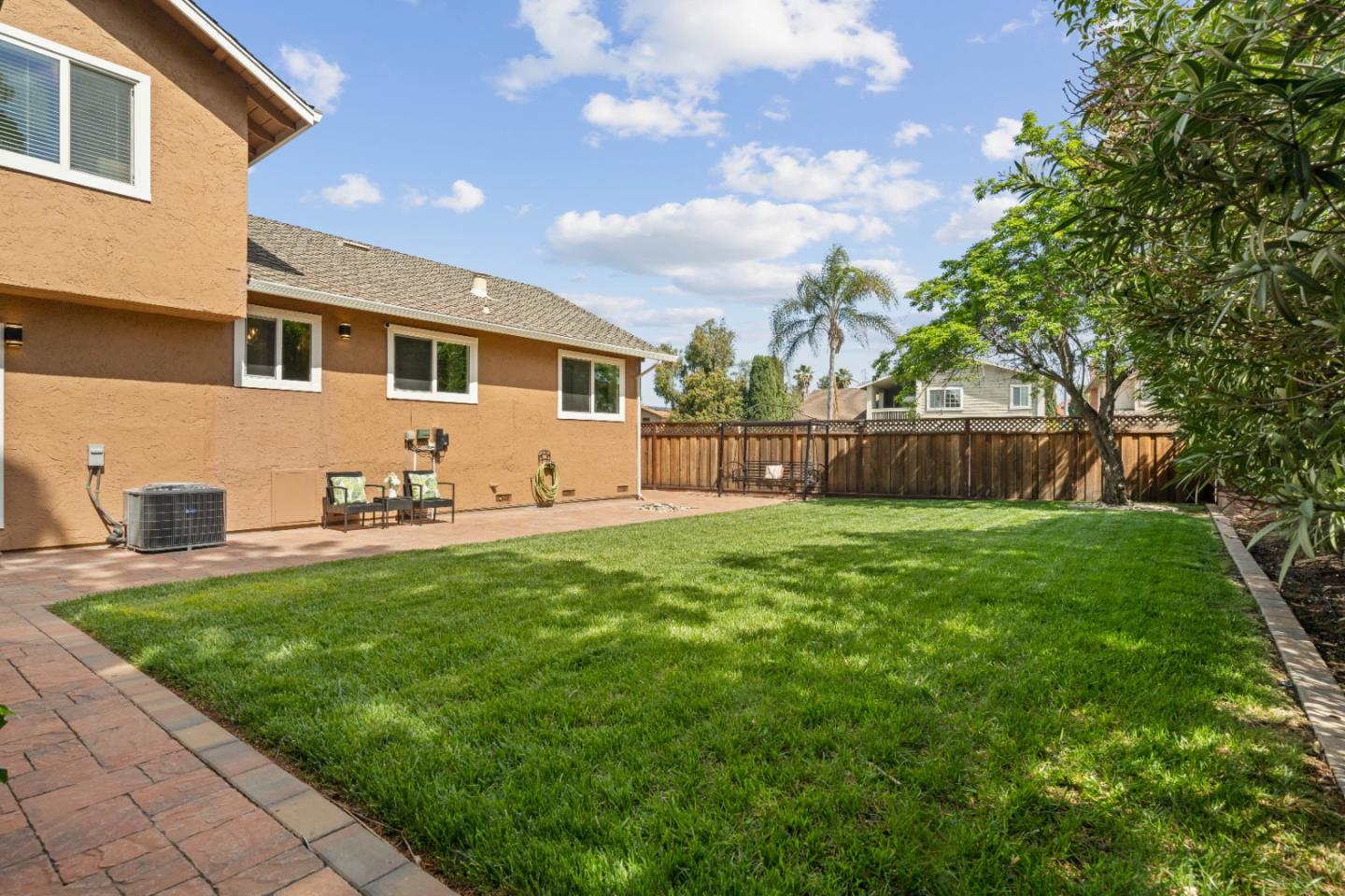 6561 Leyland Park DR