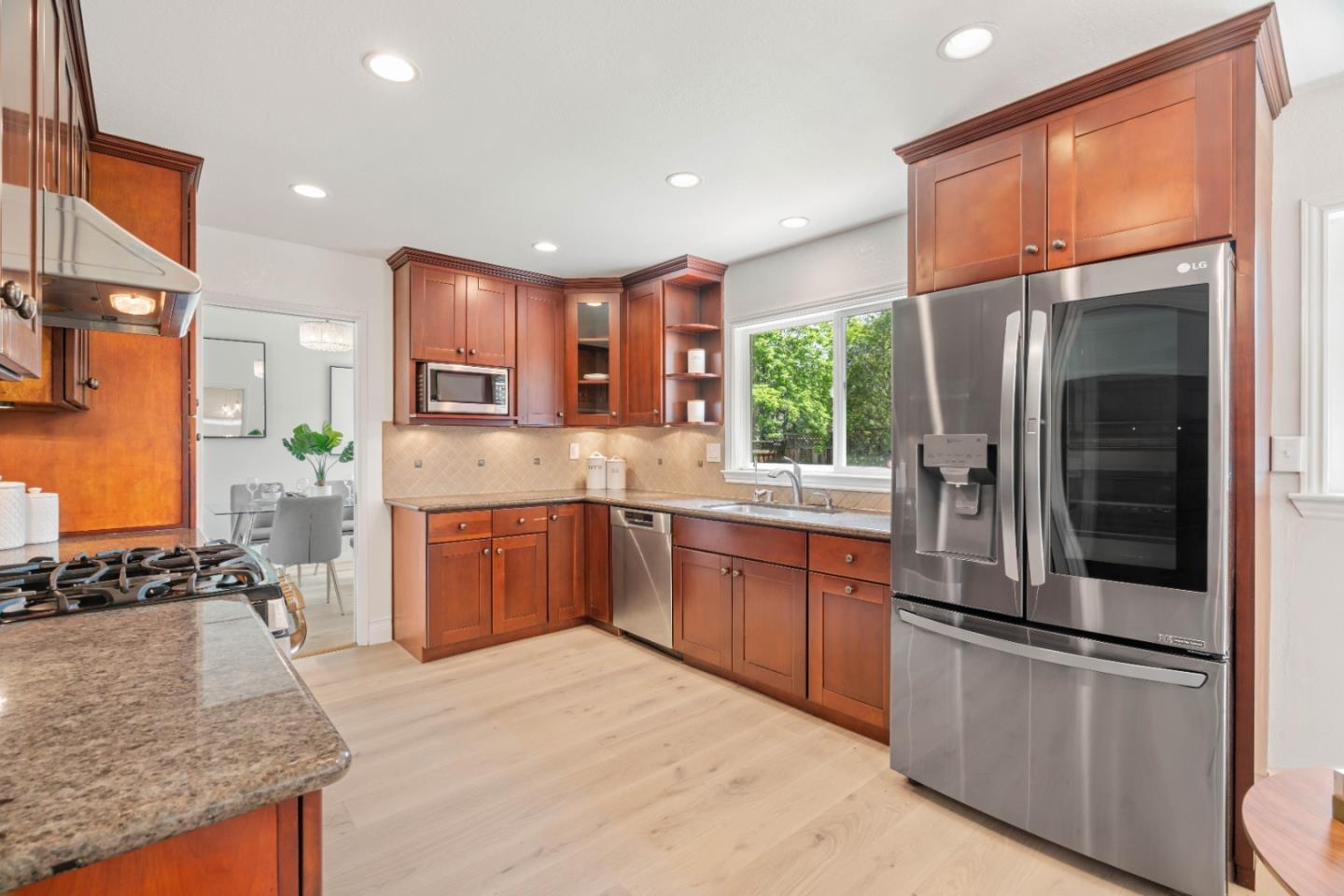 6561 Leyland Park DR