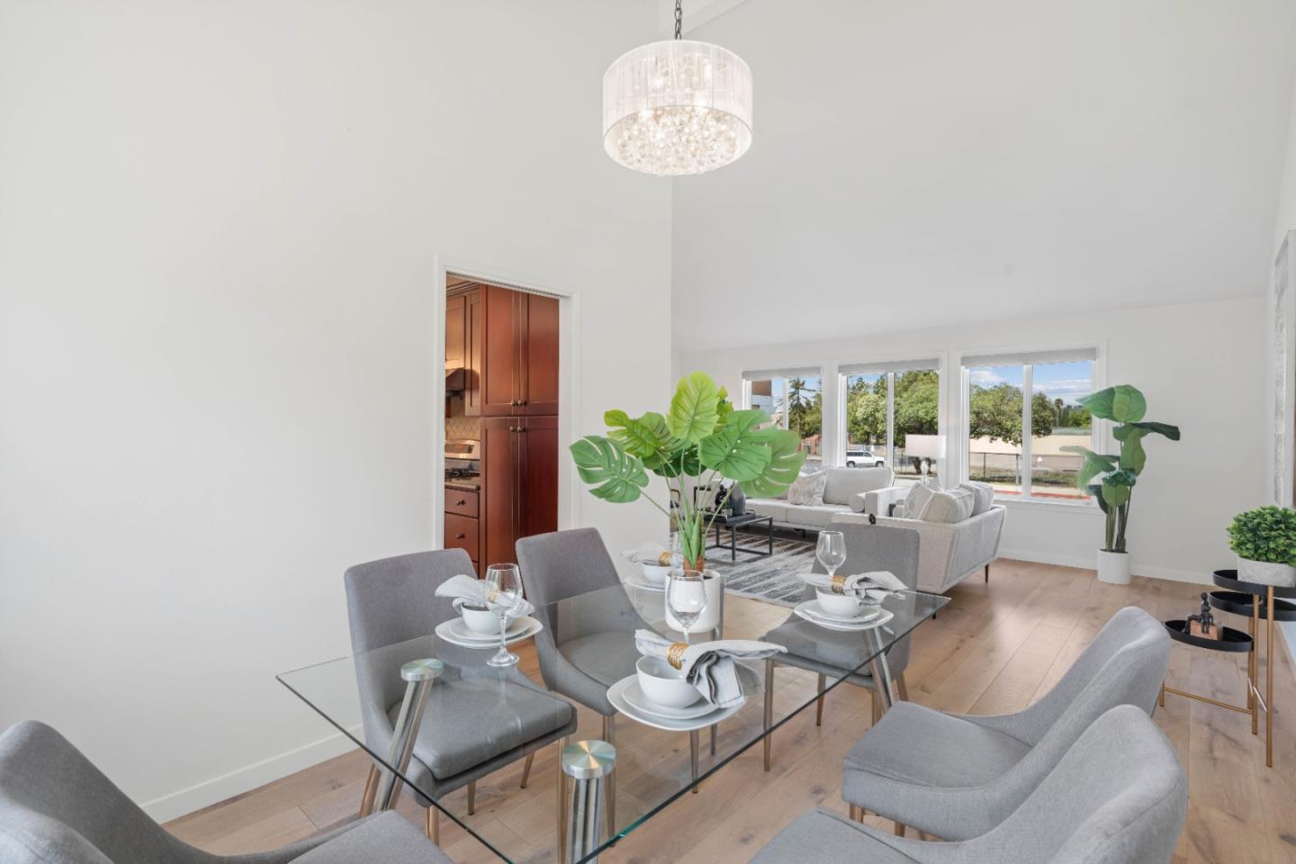 6561 Leyland Park DR