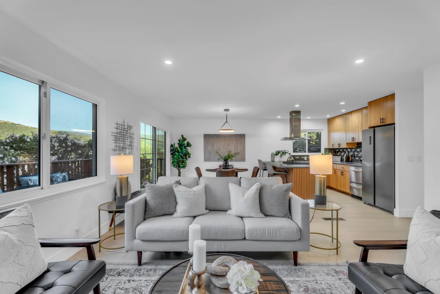 1546 Terra Nova BLVD