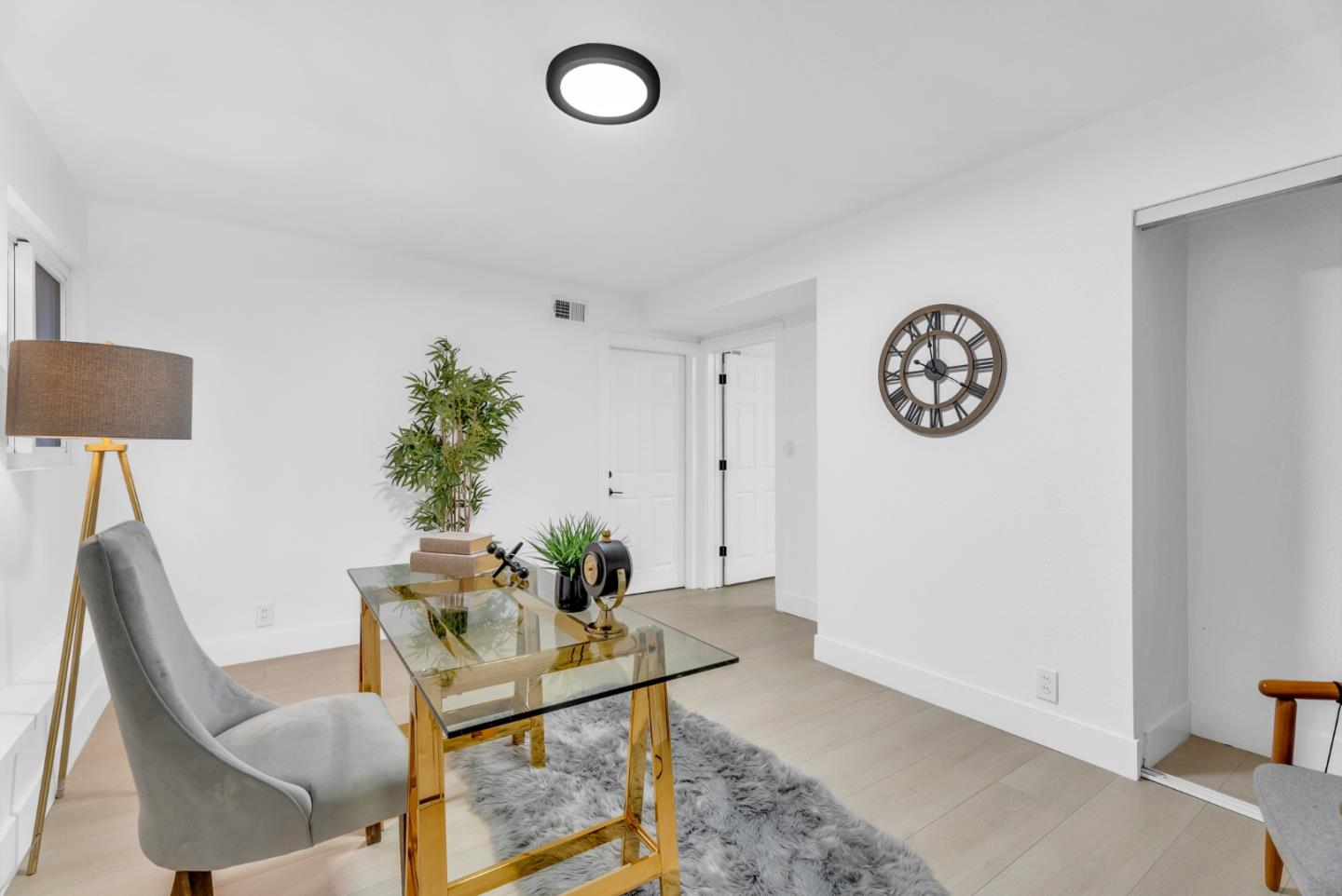 1546 Terra Nova BLVD