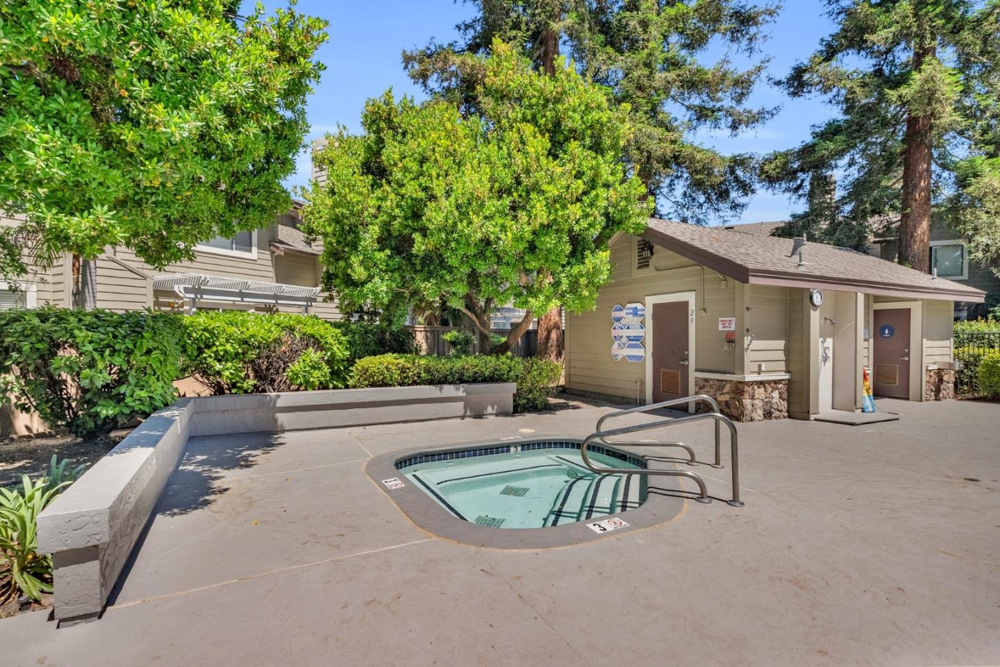 39 Deer Run CIR