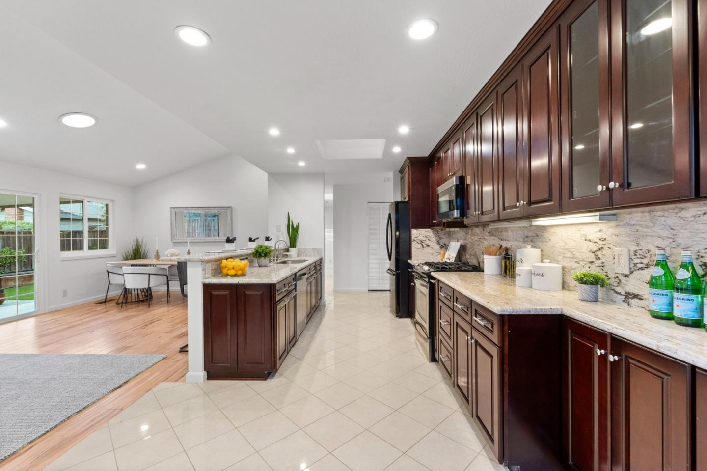 1229 Boynton AVE