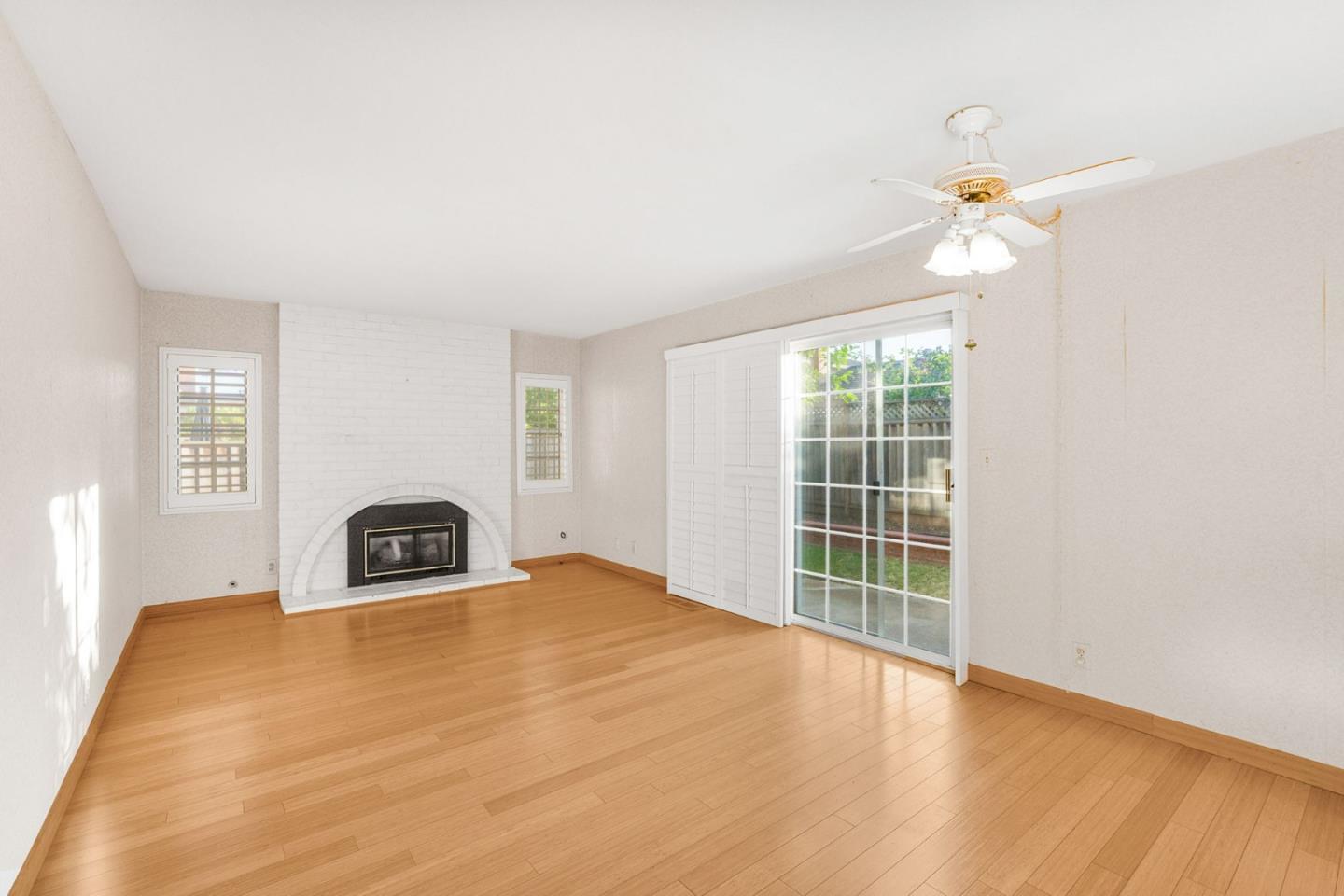 4037 Casa Grande WAY