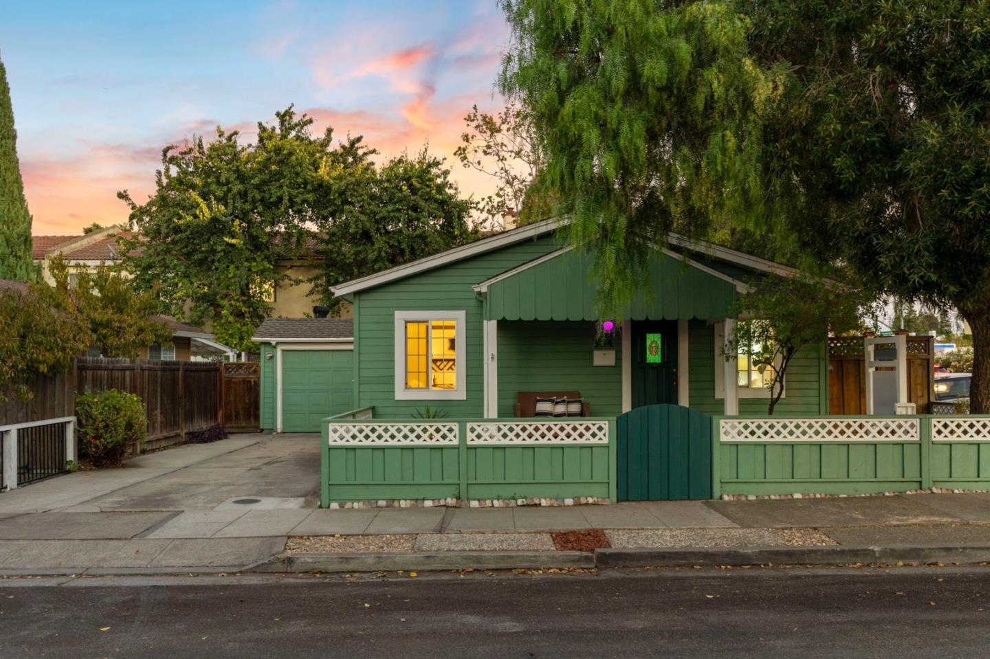 304 America AVE
