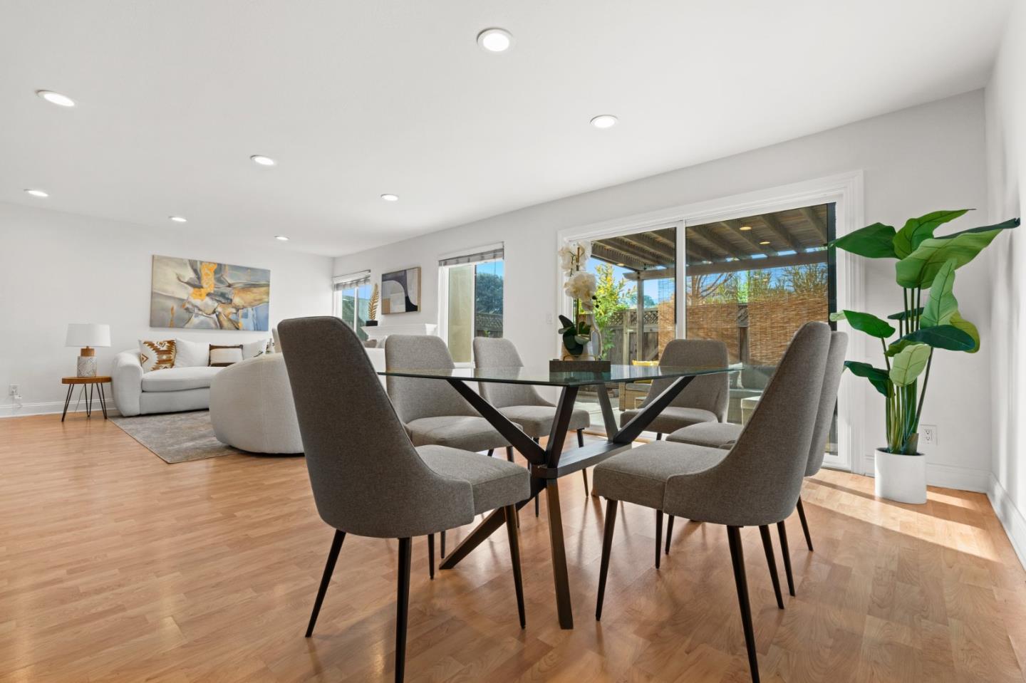 6721 Freedom CT