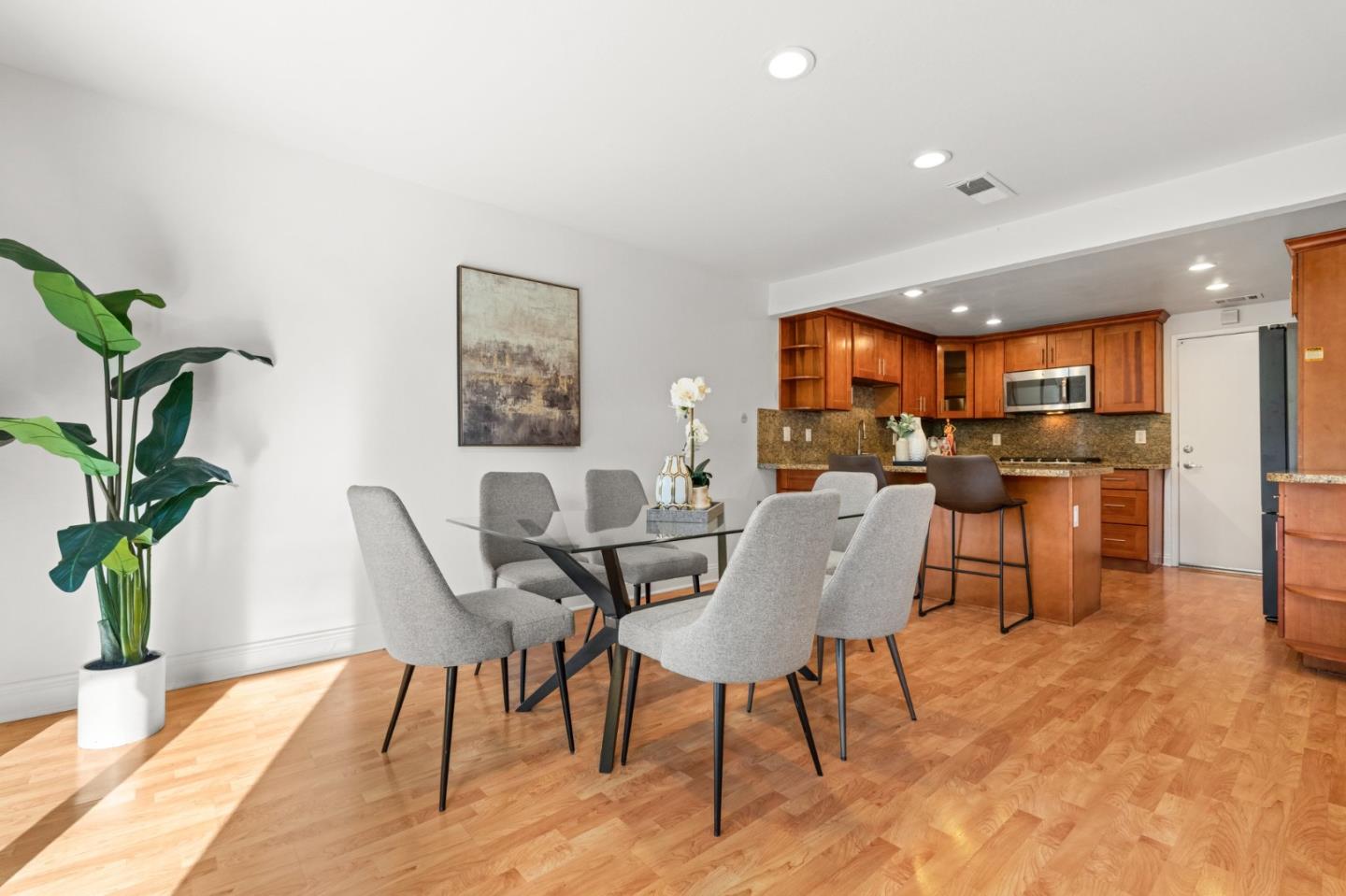 6721 Freedom CT