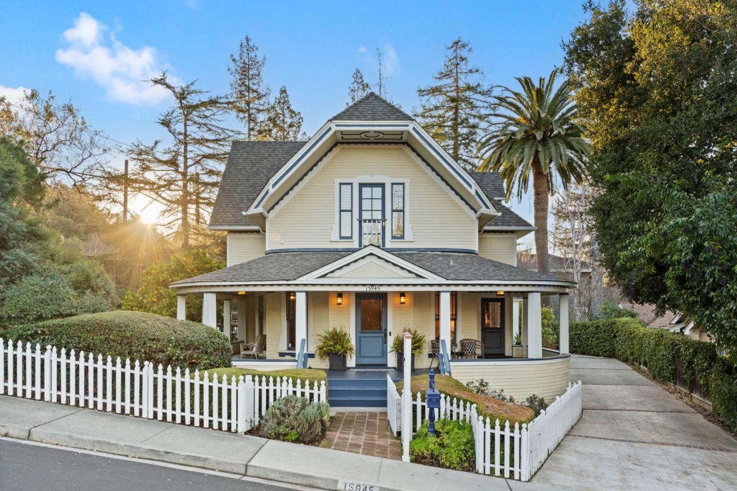 15945 Camino Del Cerro