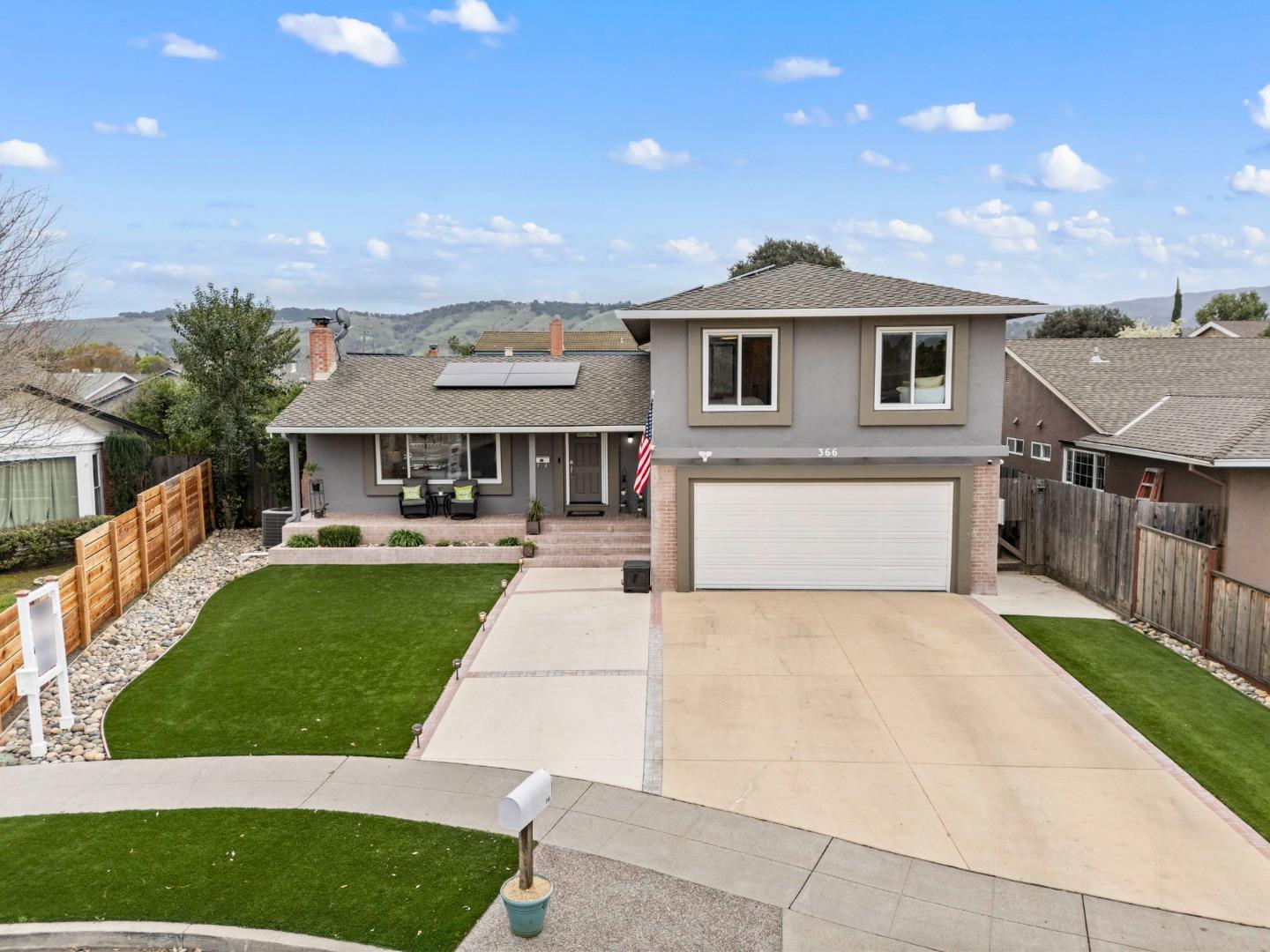 366 Grandin CT