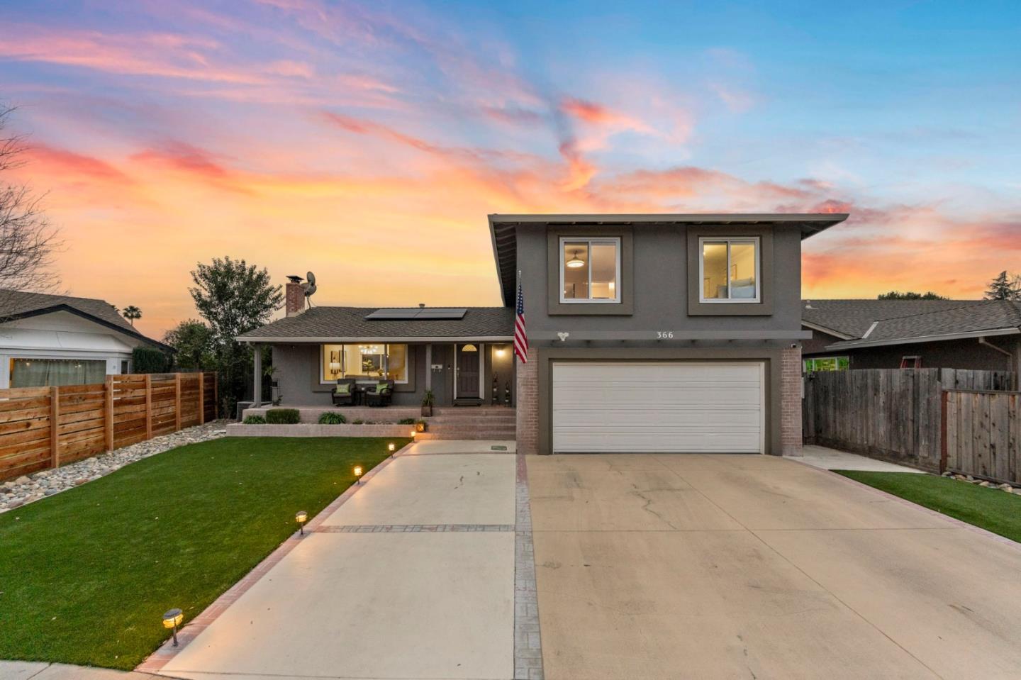 366 Grandin CT