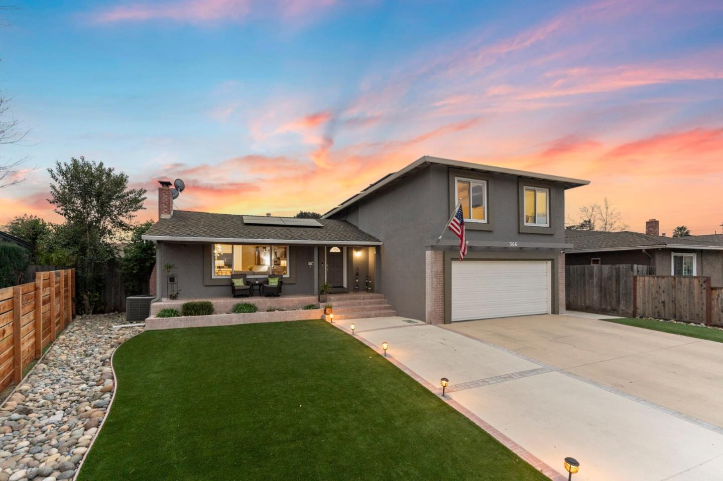 366 Grandin CT