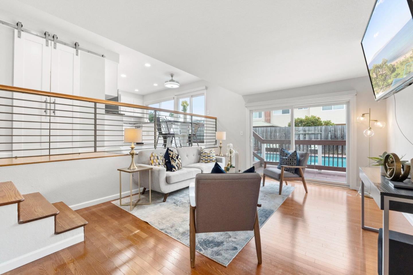 366 Grandin CT