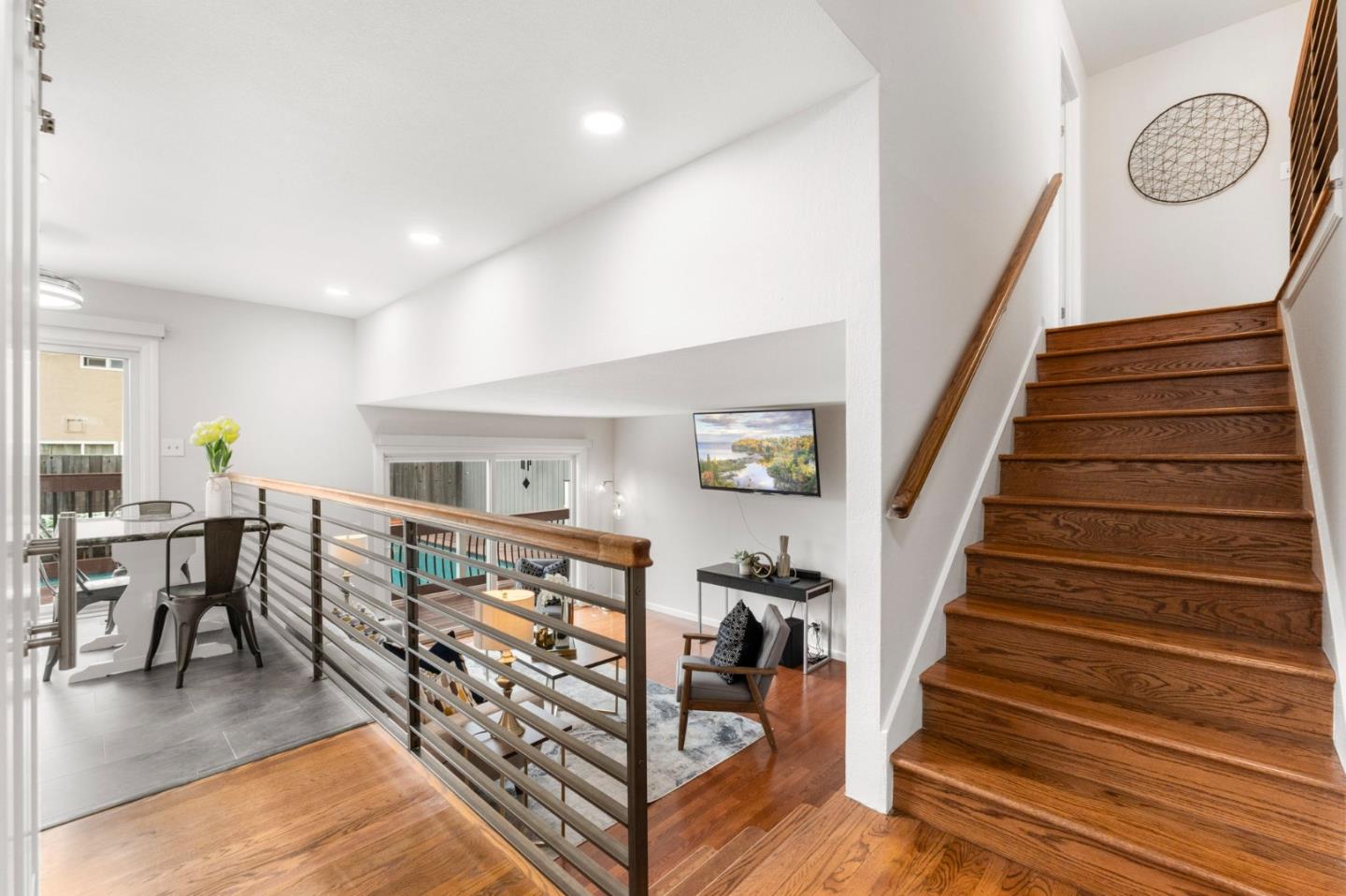 366 Grandin CT