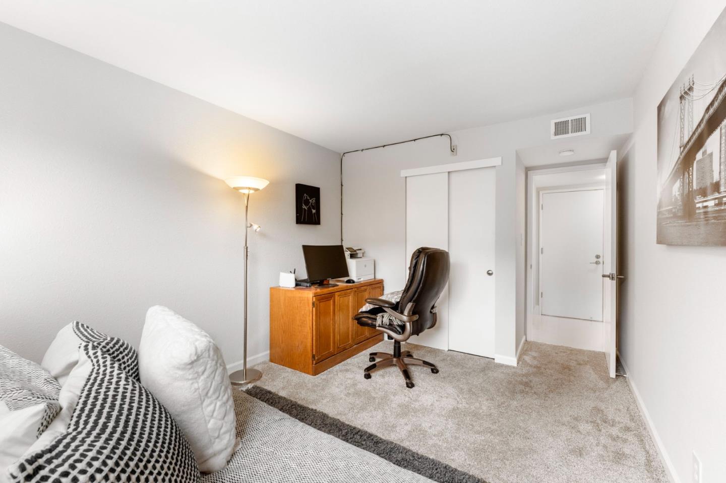 366 Grandin CT