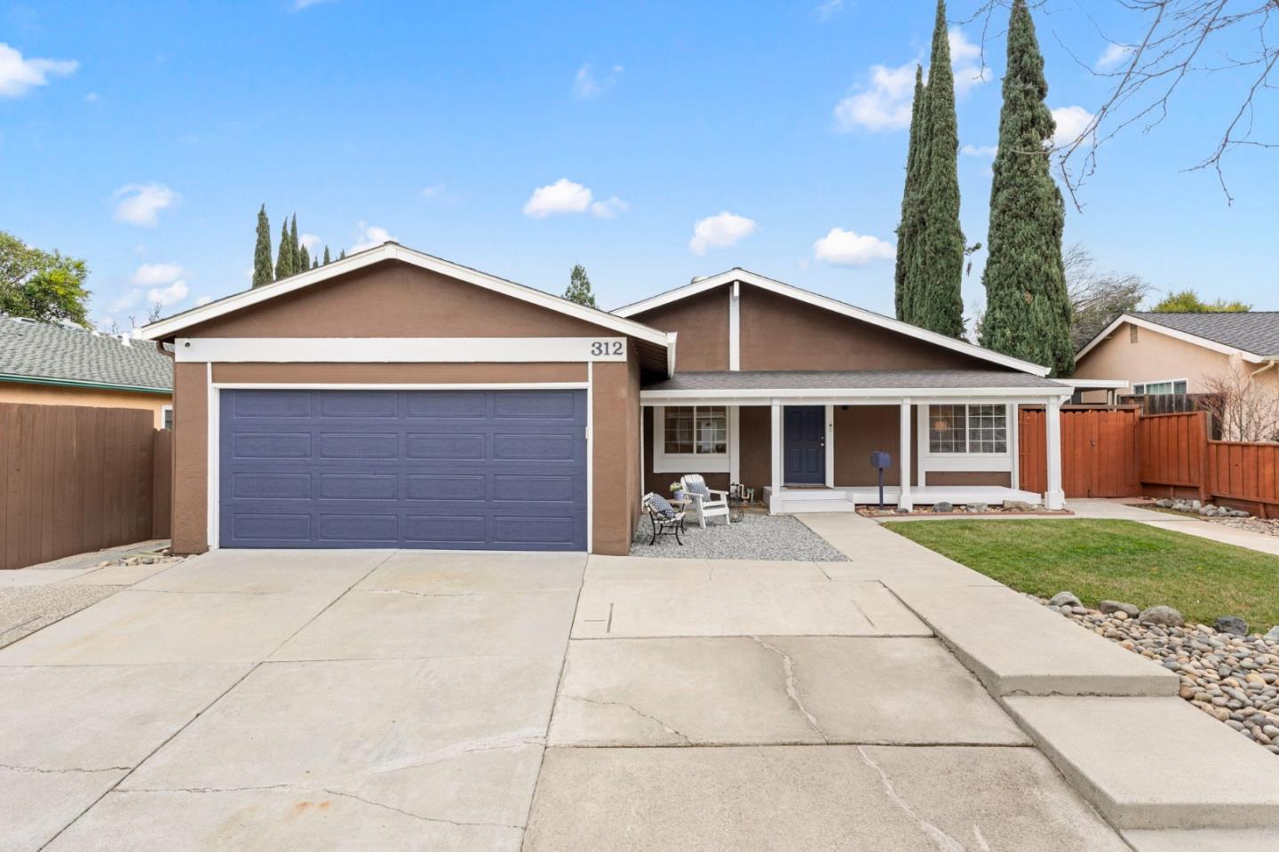 312 Blairbeth DR