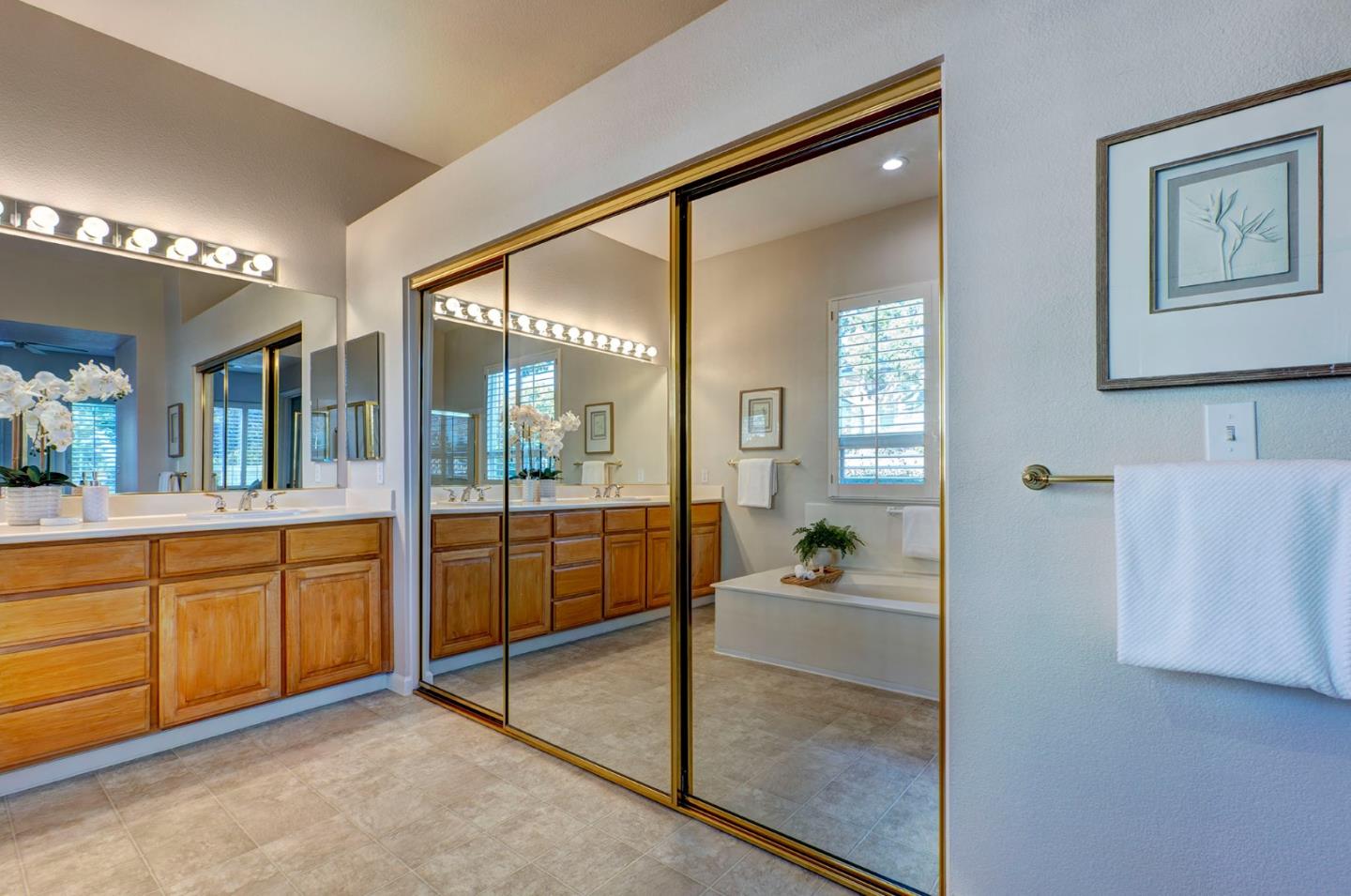 8877 Wine Valley CIR