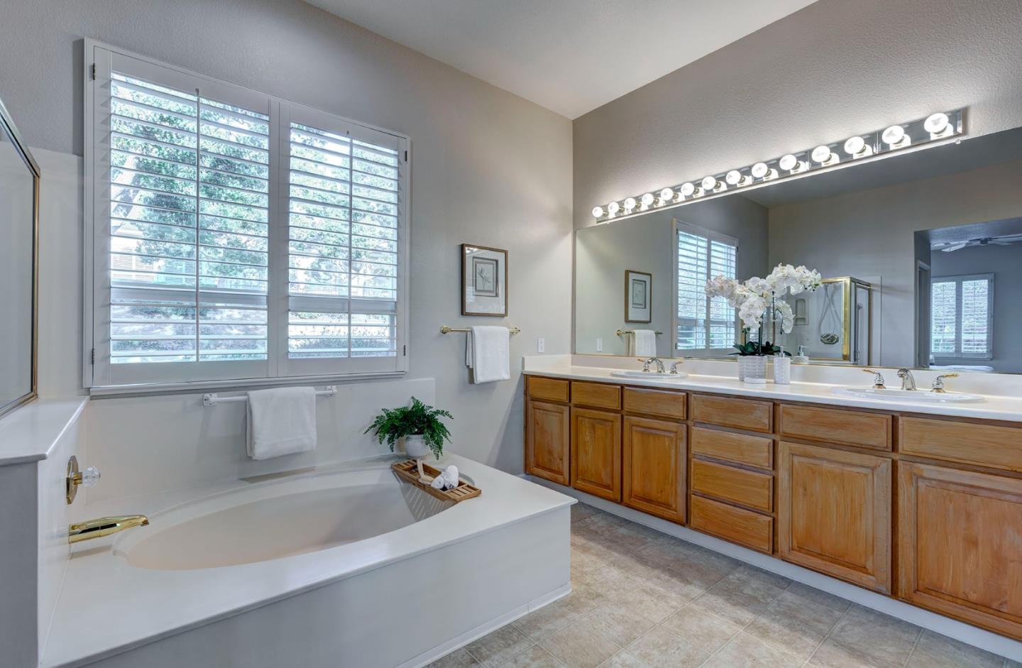 8877 Wine Valley CIR