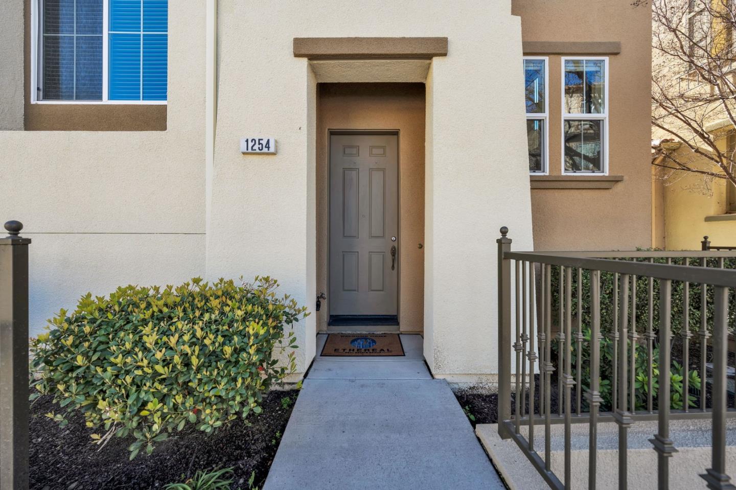 1254 Mente Linda LOOP