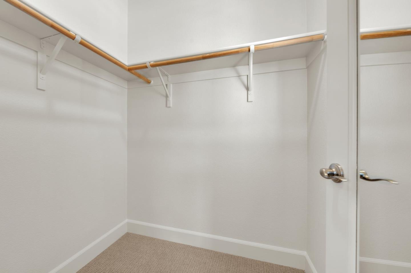 1254 Mente Linda LOOP