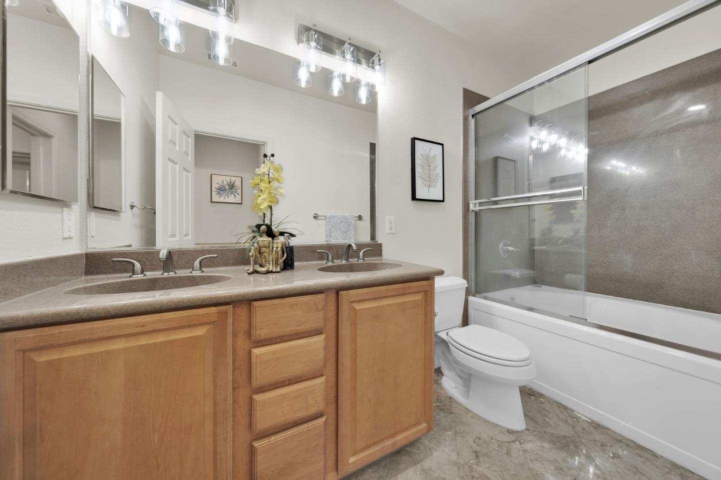 1254 Mente Linda LOOP