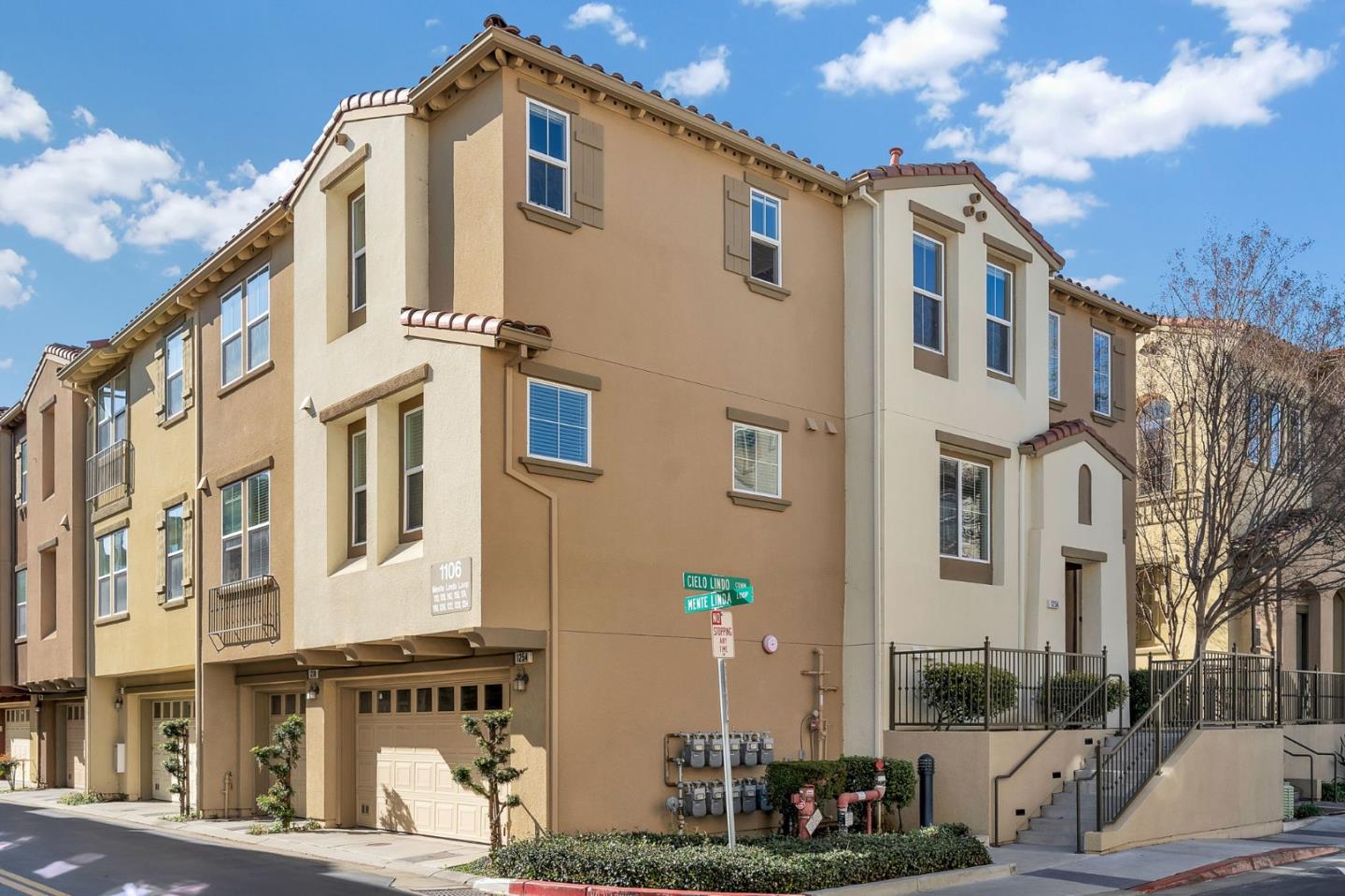 1254 Mente Linda LOOP