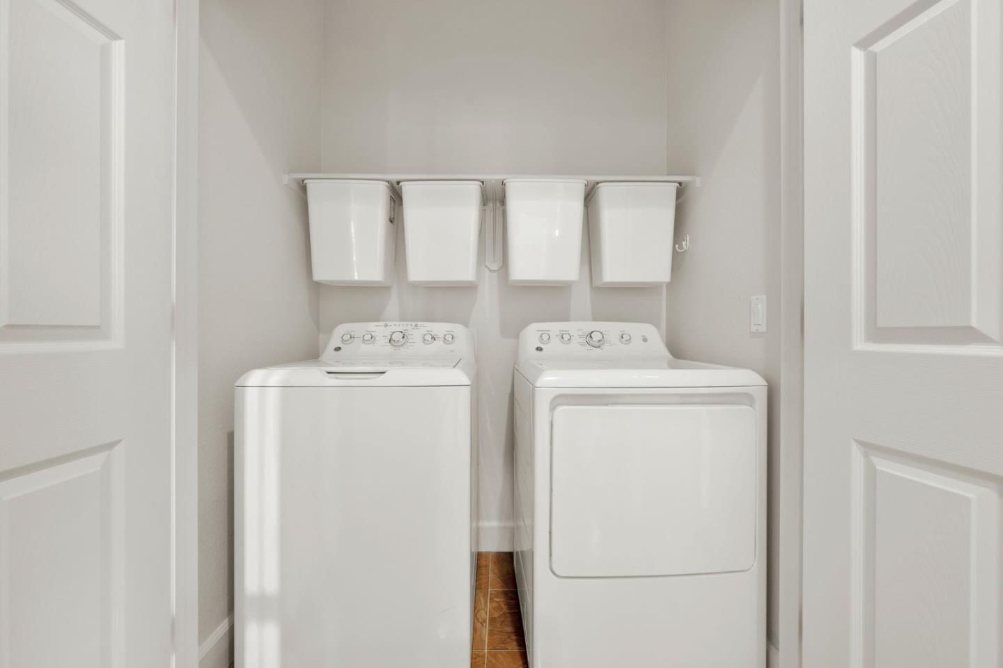 1254 Mente Linda LOOP