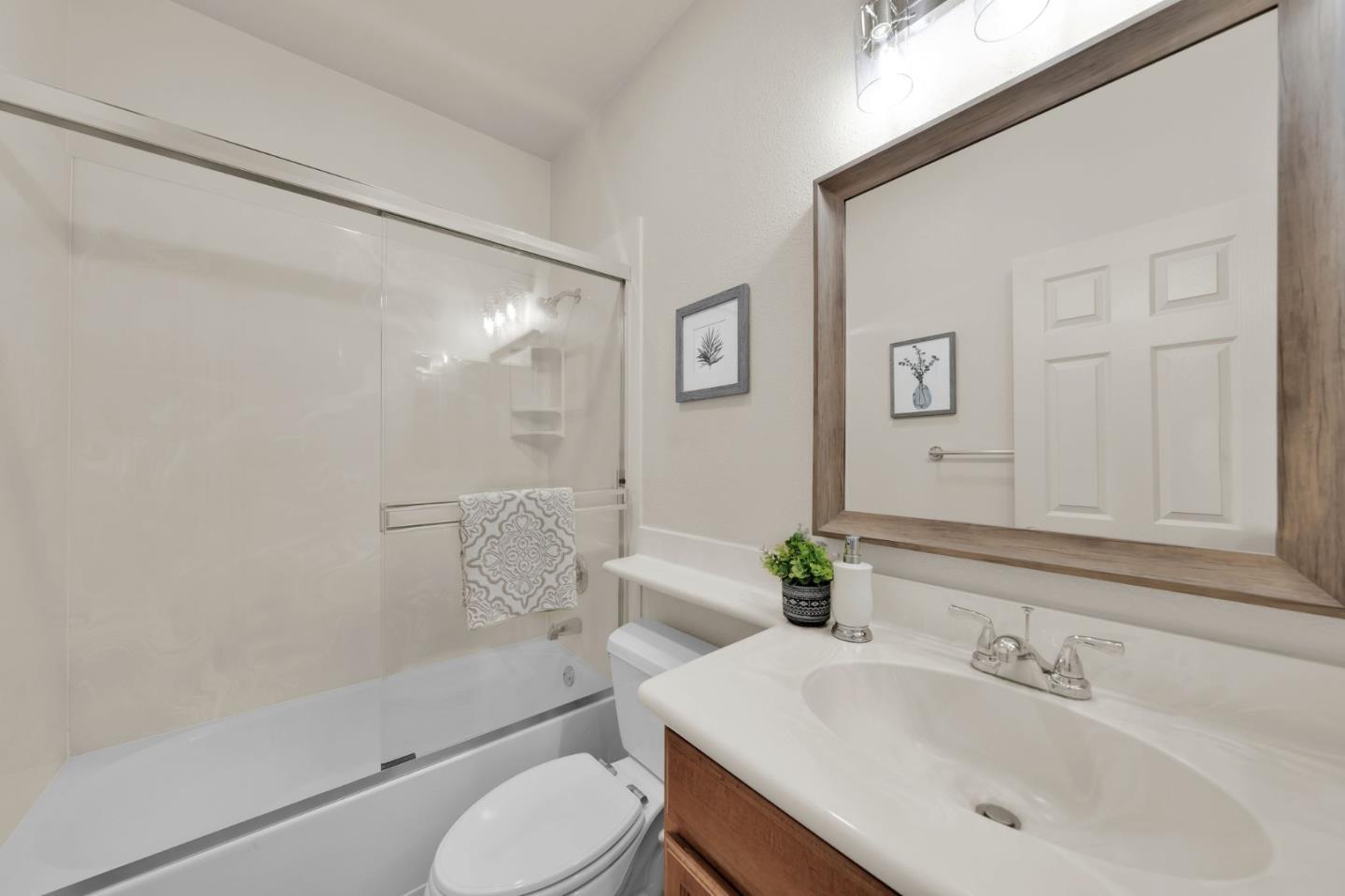 1254 Mente Linda LOOP