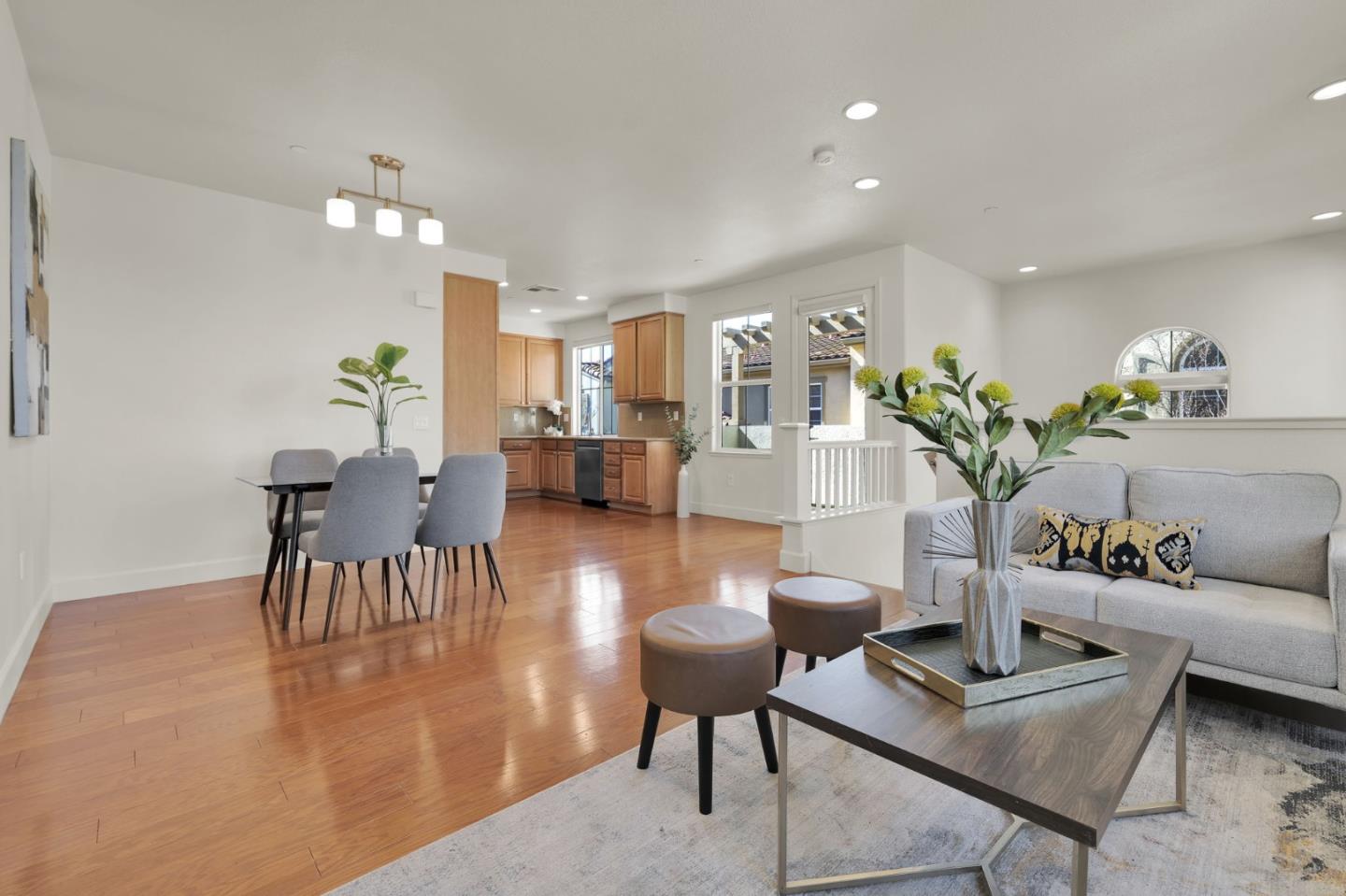 1254 Mente Linda LOOP