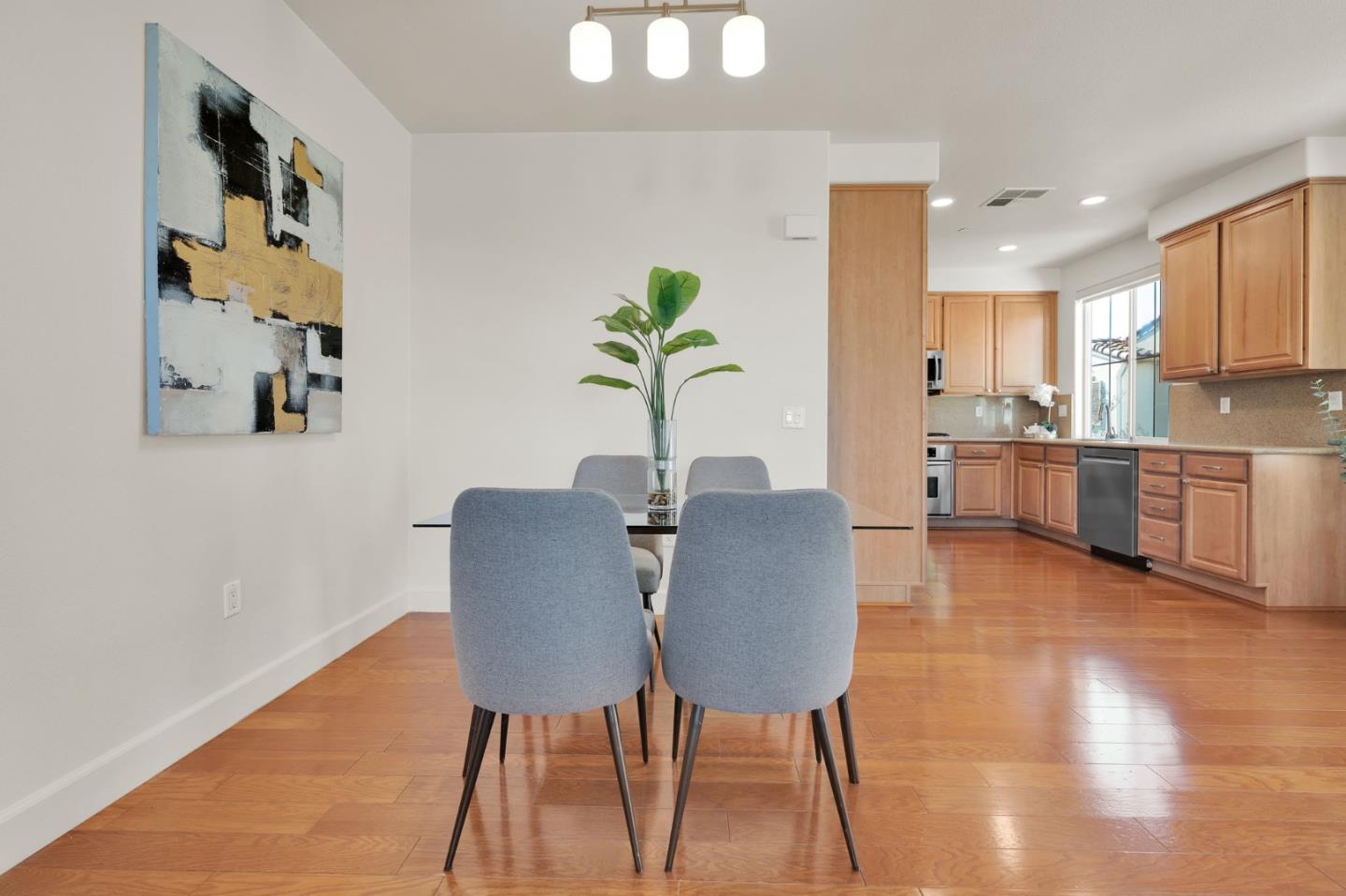 1254 Mente Linda LOOP