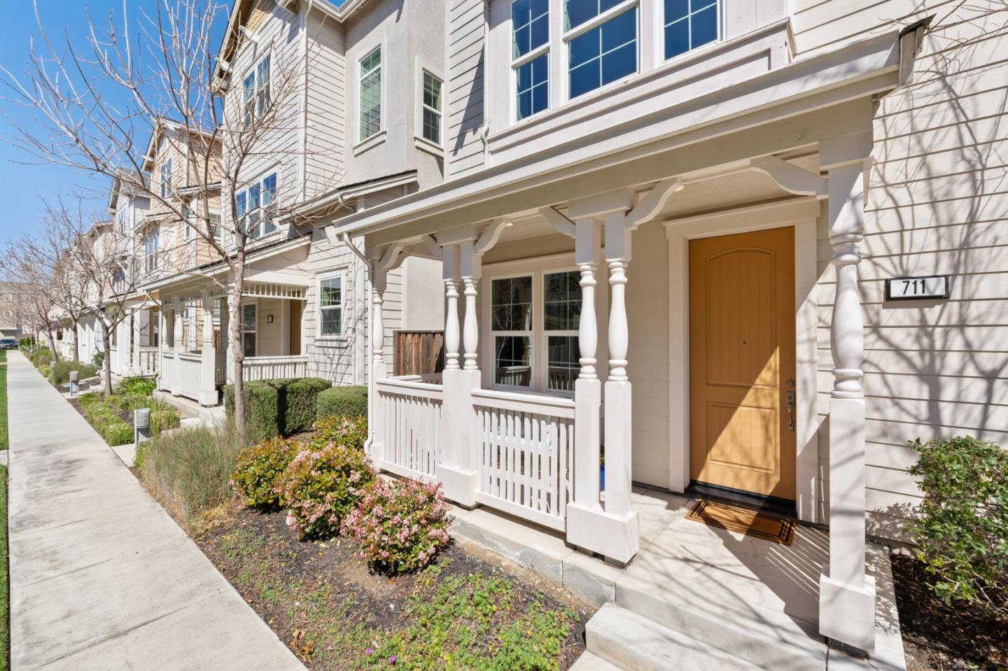 711 Cannery PL