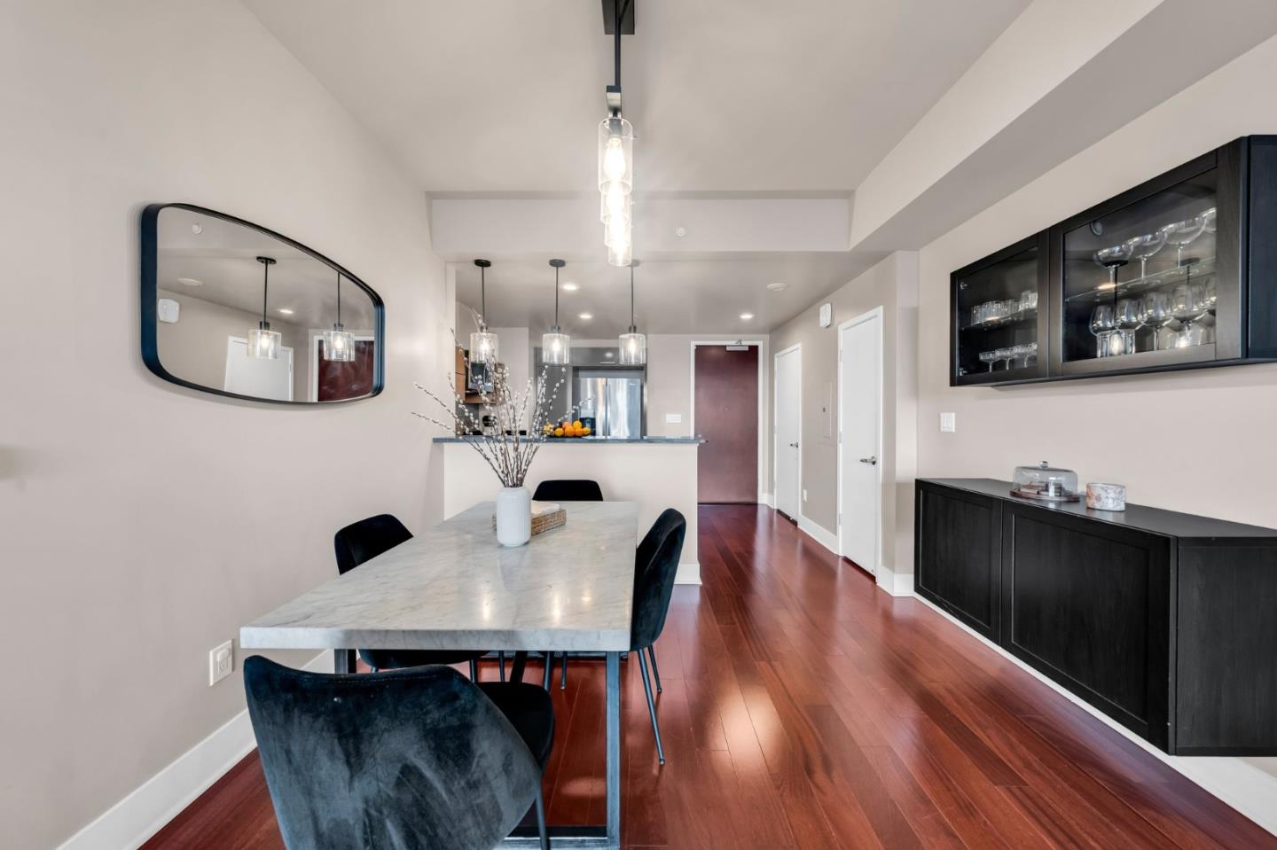 88 E San Fernando ST 1403