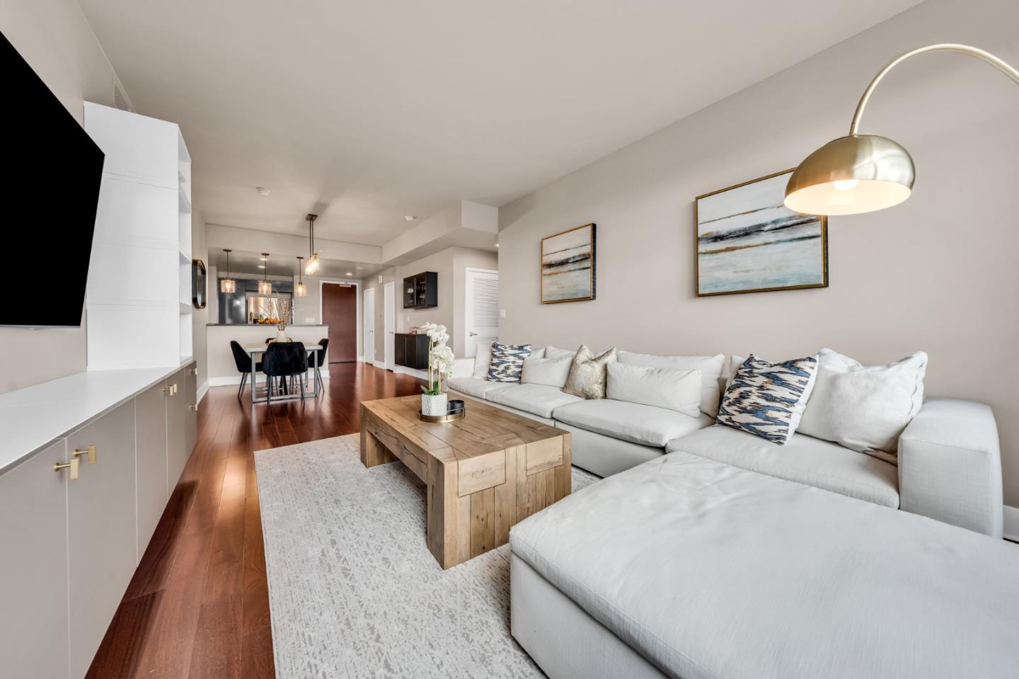 88 E San Fernando ST 1403