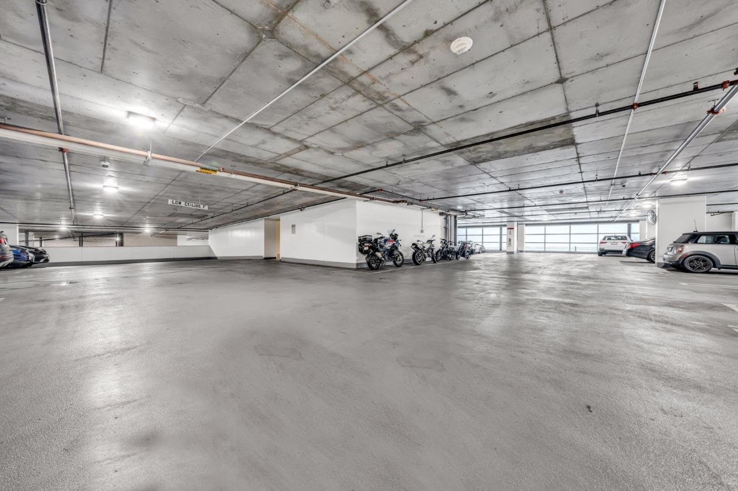 88 E San Fernando ST 1403