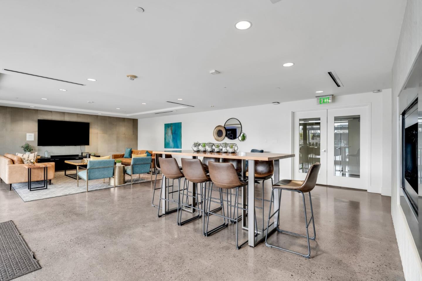 88 E San Fernando ST 1403