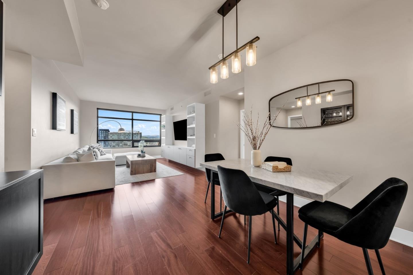 88 E San Fernando ST 1403