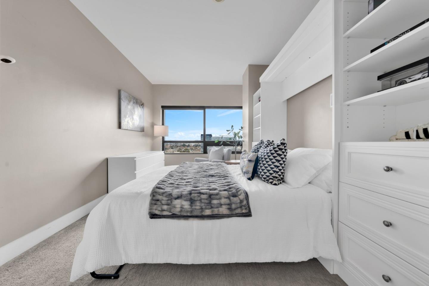 88 E San Fernando ST 1403