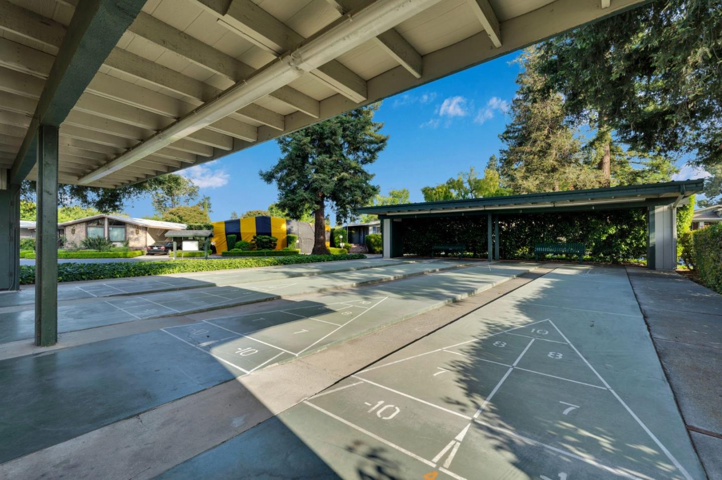 145 Quail Hollow DR 145