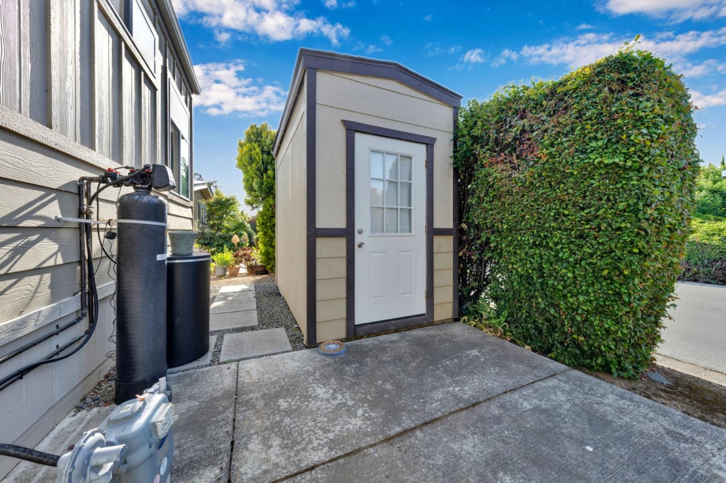 145 Quail Hollow DR 145