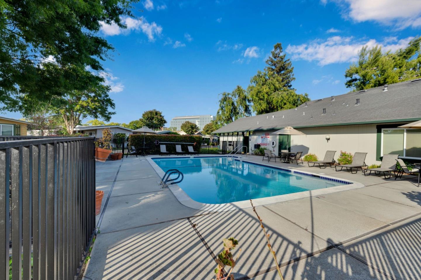 145 Quail Hollow DR 145