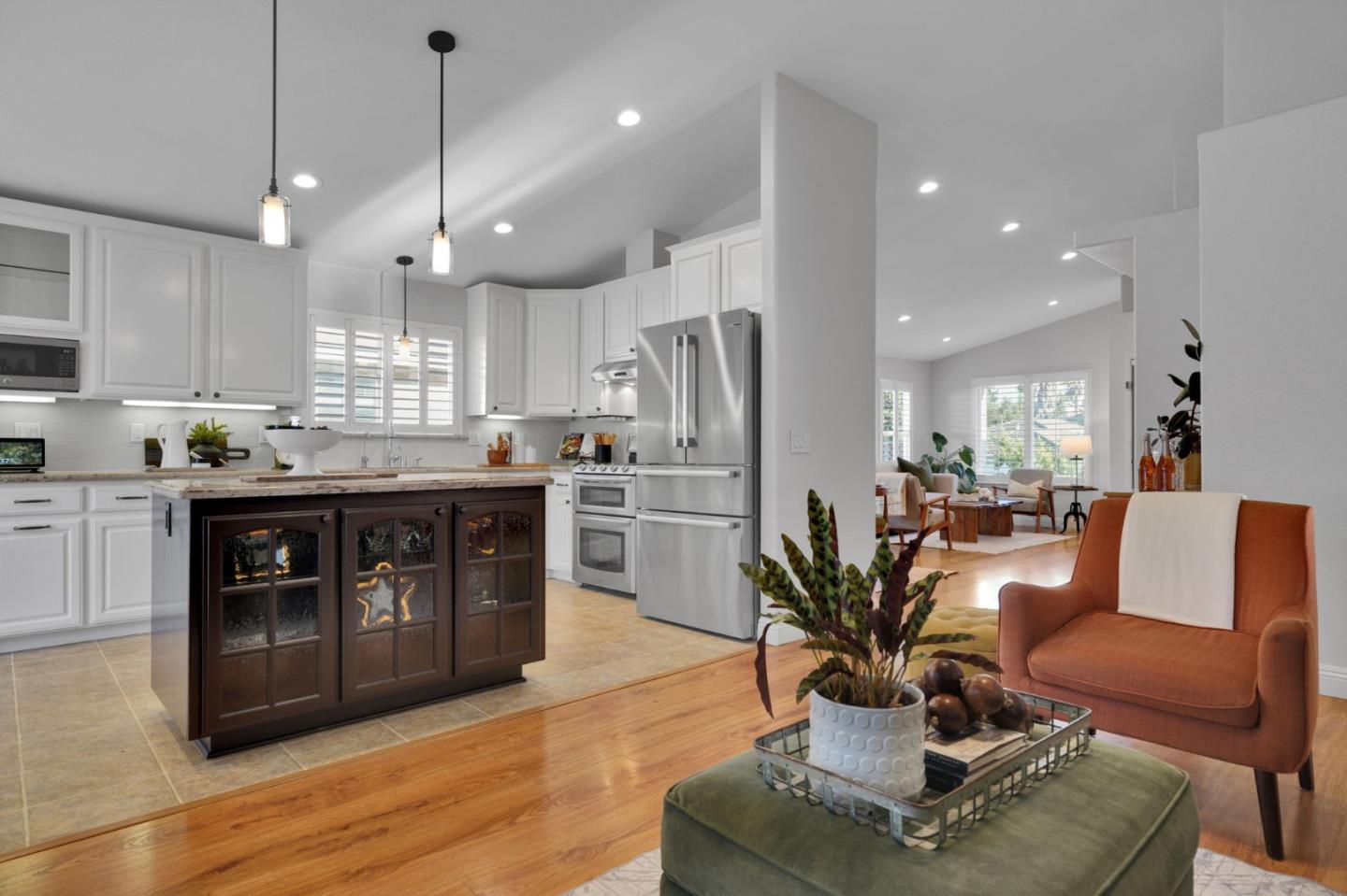 865 Valley Oak Drive