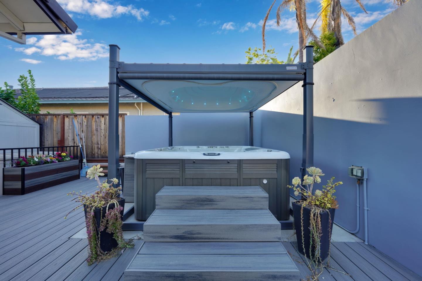 865 Valley Oak Drive