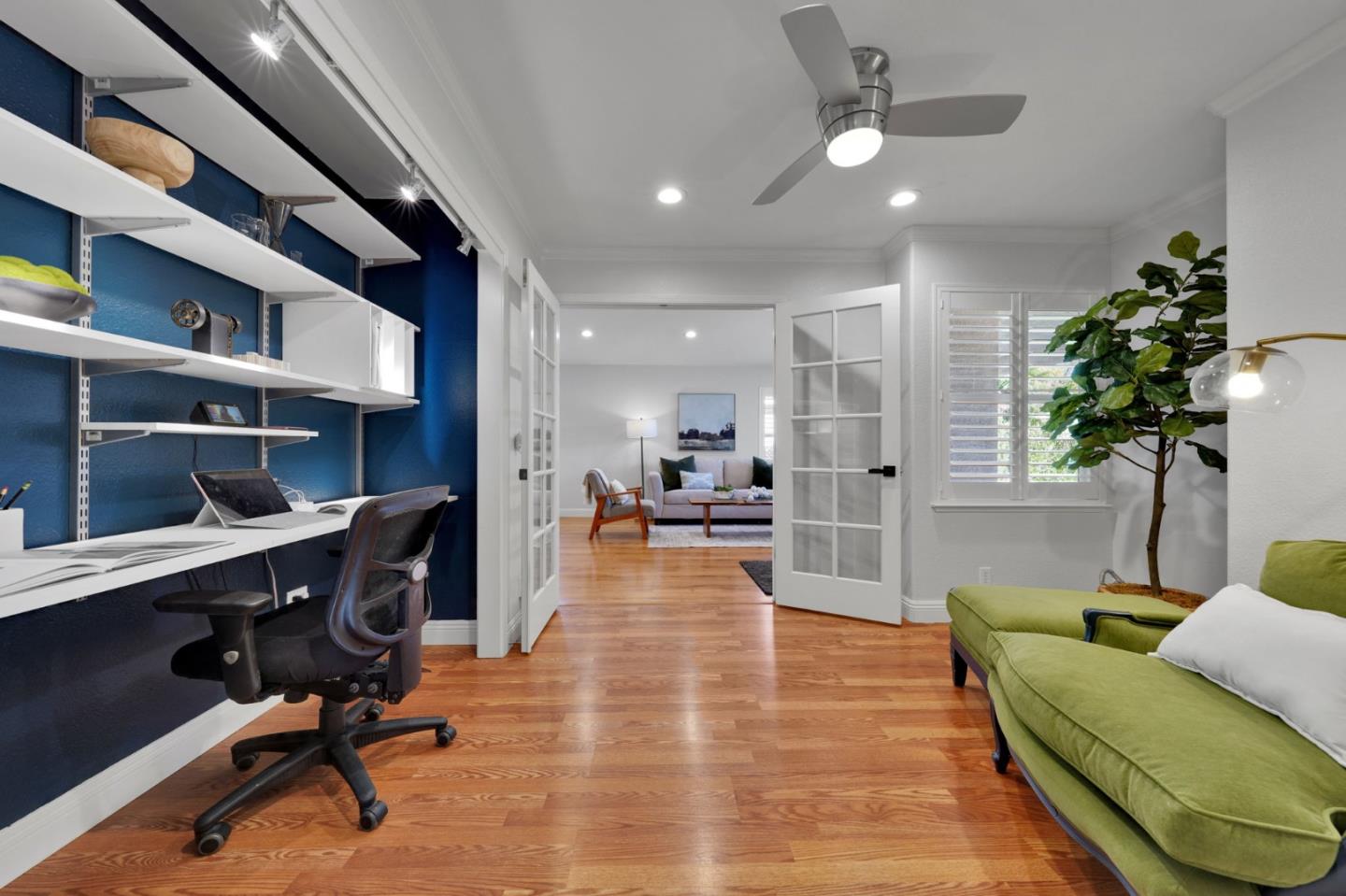 865 Valley Oak Drive