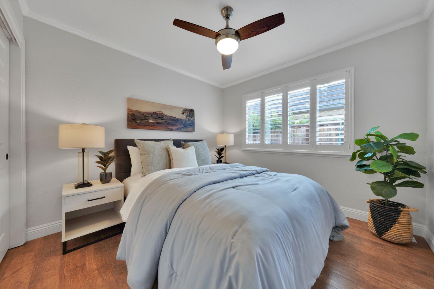 865 Valley Oak Drive